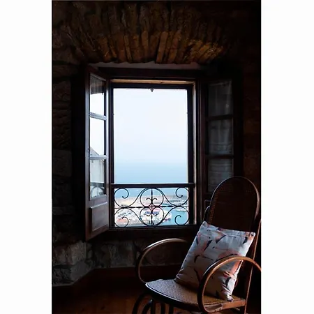 Casa Rural El Tresmayu. Casona Con Jardin, *
