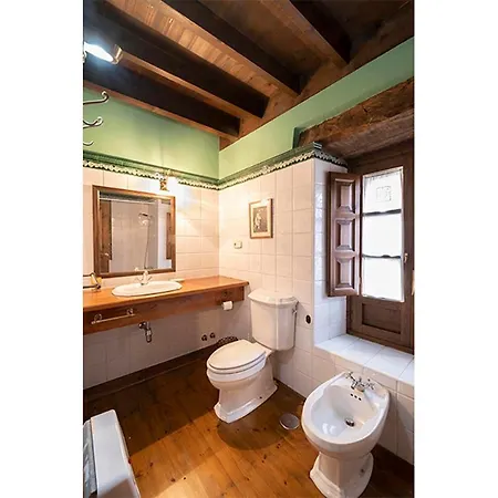 Hébergement de vacances Casa Rural El Tresmayu. Casona Con Jardin, Lastres